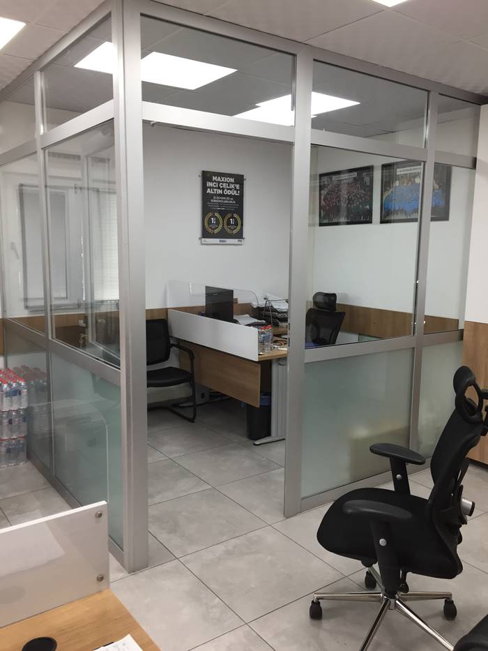 Maxion HS Office